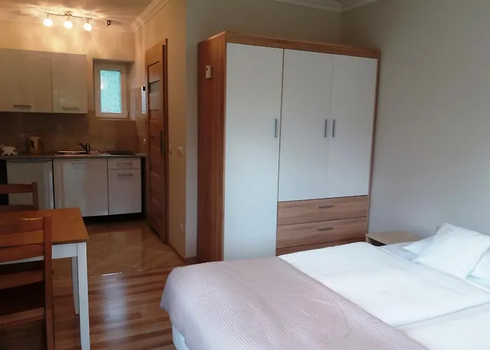 Ambra בית אירוח *